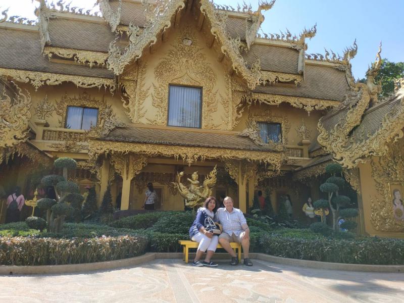 Wat Rong Khun(white temple) + Tea Plantation + Doi Tung Royal Villa: Chiang Rai 1 day trip